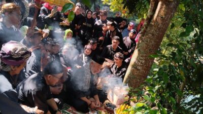 “Hajat Cai”, Bentuk Penghormatan Atas Jasa Eyang Ngabeui di Bandung Utara