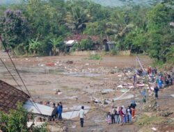 Banjir dan Longsor Terjang Sukabumi, 1.873 Warga Terdampak
