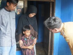 Wabup Fajar Jemput Alif untuk Dioperasi di RSU Umar Wirahadikusumah