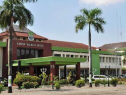 Wali Kota Bekasi Luncurkan Program Perlindungan Pekerja Rentan
