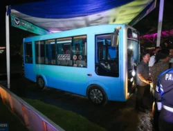 Bandung Uji Coba Angkot Listrik Rute Gunung Batu-Stasiun Bandung