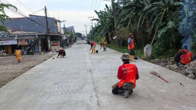 KADES Cilame Bandung Barat Tolak Keras Wacana Dedi Mulyadi Ambil Alih Jalan Desa