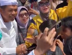 Antusias Ibu-Ibu Sambut KDM di Hari Terakhir West Java Festival 2025