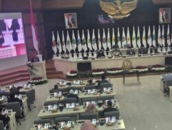 Rapat Peripurna DPRD Jabar, 3 Fraksi Soroti Kesenjangan dan Efisiensi dalam APBD 2026