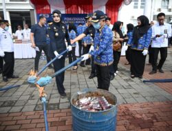 Pemkab Kuningan bersama Bea Cukai Musnahkan 7 Juta Batang Rokok Ilegal