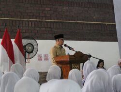 Menteri P2MI Ajak Lulusan SMK Pasim Plus Berkarir ke Luar Negeri