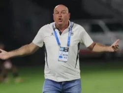 Ada Benturan Sedikit, Bojan Hodak: Pemain Persib Baik-baik Saja  