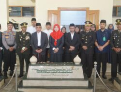 Sambut Hari Pahlawan, Pemkab Bekasi Ajak Masyarakat Teladani Semangat Perjuangan KH. Noer Alie