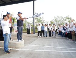 Gerak Jalan Santai HGN 2025: Pemkab Bekasi Tegaskan Komitmen Tingkatkan Kesejahteraan Guru