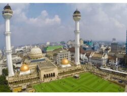 Masjid Raya Bandung Jadi Rumah Baru Seni Budaya Religi