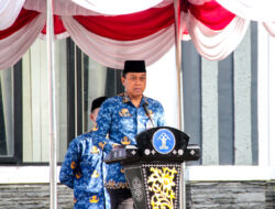Kakanwil Asep Sutandar Pimpin Upacara Hari Bela Negara ke-77 di Kemenkum Jabar: Momentum Perkuat Persatuan