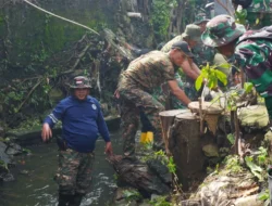 HUT ke-76 Kodam Jaya Diperingati dengan Aksi Bersih-bersih Kali Cipinang   