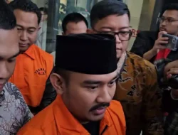 Jadi Tersangka Korupsi, Bupati Bekasi Ade Kuswara Minta Maaf