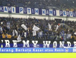 DUEL PANAS! Persib Bandung vs Bangkok United, Bojan Ajak Bobotoh Penuhi Stadion 