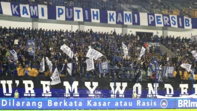 DUEL PANAS! Persib Bandung vs Bangkok United, Bojan Ajak Bobotoh Penuhi Stadion 