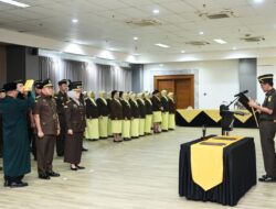 Kajati Jabar Lantik Abun Hasbulloh sebagai Kajari Kota Bandung