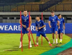 Super League 2025/26: Persib Bandung Matangkan Taktik Jelang Lawan PSM 