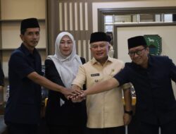 Ondin Sutarman dan Dede Hamidin Dikukuhkan Jadi Direksi LPPL, Inilah Pesan Bupati!