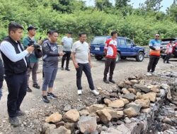 Sambil Menunggu Izin Turun, Jalan ke Surian di Haurpapak Diperbaiki