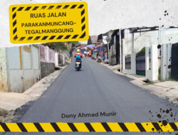 Jalan Parakanmuncang-Tegalmanggung di Desa Cimanggung Diperbaiki Malam ini