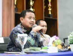 Bupati Dony, Setiap Tanda Tangan Menentukan Masa Depan Warga
