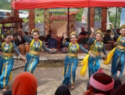 Dari Geoteater Rancakalong Budaya Kasumedangan Lestari