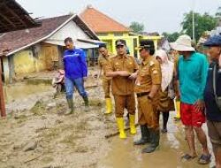 Disdik Sumedang Terapkan PJJ bagi Siswa Terdampak Banjir Sukasirna