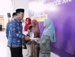 Pemkab Ciamis Serahkan Uang Kadeudeuh Purna Bhakti dan Uang Duka Wafat Periode Juni–Oktober 2025