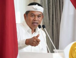 KDM Hentikan Oprasional Masjid Raya Bandung, Ini Alasannya !