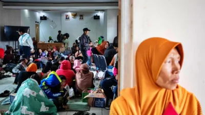 Presiden Instruksikan Bima Arya Jenguk Korban Longsor Cisarua KBB 