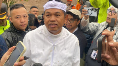 Dedi Mulyadi Gelontorkan Rp340 Juta untuk Korban Longsor Cisarua KBB