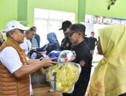 BAPOR KORPRI Kuningan Salurkan Alat Olahraga di Subang