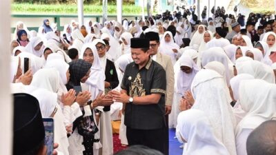 Bupati Dony Hadiri Haul KH Moh Mansur di Ponpes Darul Hikmah