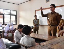 Menindaklanjuti Aspirasi Siswa, Wabup Fajar Tinjau SD Negeri 2 Sindang