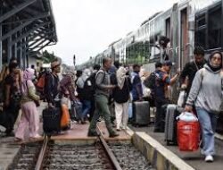 Tiket KA Jarak Jauh dari Daop 2 Bandung Diborong Masyarakat