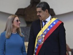 Militer AS Tangkap Presiden Venezuela  Nicolas Maduro Beserta Istrinya  