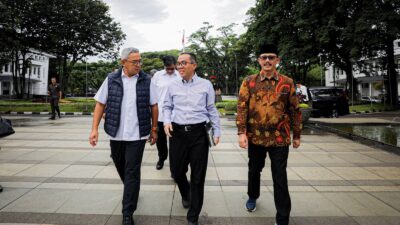 Mendiktisaintek Siap Kerahkan Kampus Tangani Sampah di Kota Bandung