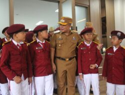 Bupati Dian Bersama Wabup Tuti dan Sekda Uu Ajak Siswa Sekolah Rakyat Kenal Lingkungan Pemerintahan