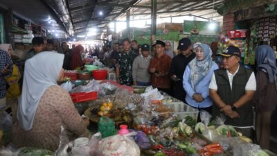 Jelang Ramadan, Bupati Dian Pantau Harga di Pasar Ancaran