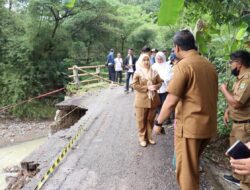 Wakil Wali Kota Tinjau Lokasi Longsor di Jembatan Lebakngok, Pemkot Cirebon Gandeng BBWS untuk Perbaikan