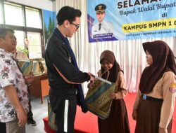 Pemkab Sumedang Mulai Salurkan Bantuan Pendidikan