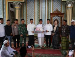 Jaro Ade Jumling di Cileuksa Ajak Warga Perkuat Gotong Royong dan Jaga Lingkungan