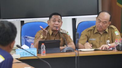 Plt Bupati Asep Surya Atmaja Terima Audiensi Petani, Sejumlah Langkah Penyelesaian Disiapkan