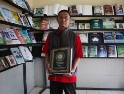 Menghidupkan Huruf Lewat Sentuhan: Kisah Para Pekerja Percetakan Al-Qur’an Braille