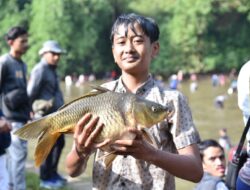 Gobyag Lauk Situ Arja Meriah, Warga Cirendang Antusias Sambut Tradisi Jelang Lebaran