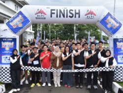 Wabup Tuti Lepas Peserta Dadakan Fest XIX Fun Run 2026
