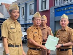 Lima ASN Diskominfo Kuningan Terima SK Kenaikan Pangkat