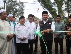 Bupati Dony Buka Kampung Ramadan di Masjid Agung Sumedang