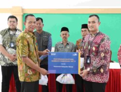 Pemkab Bekasi dan PT Taspen Salurkan 100 Paket Sembako Ramadan untuk ASN