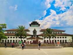 Revitalisasi Gedung Sate: Aspal Jalan Diponegoro Bakal seperti Braga